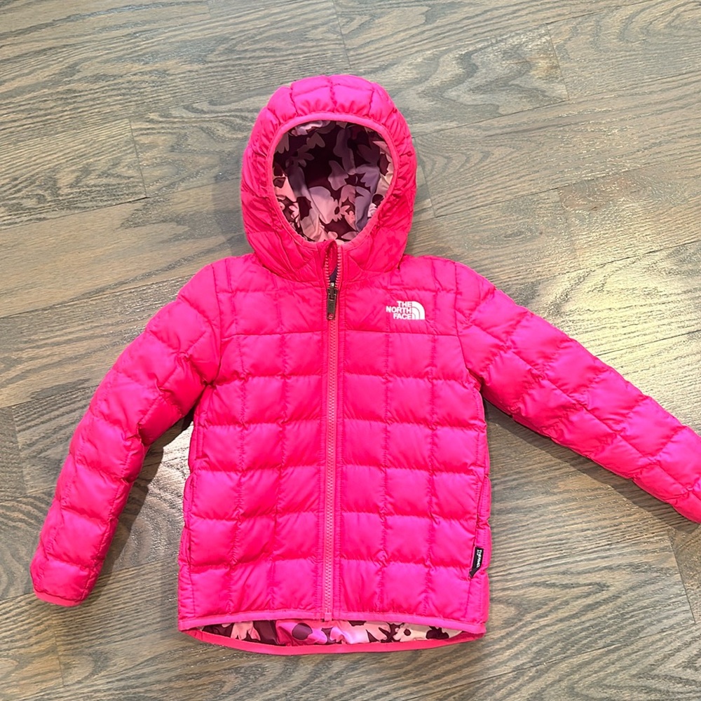Toddler girl reversible North Face Thermoball jacket